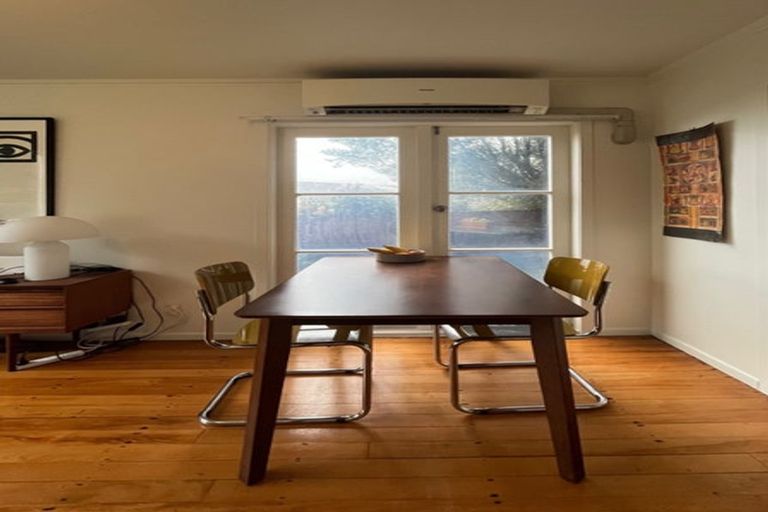 Photo of property in 2/17 Hepara Street, Hataitai, Wellington, 6021