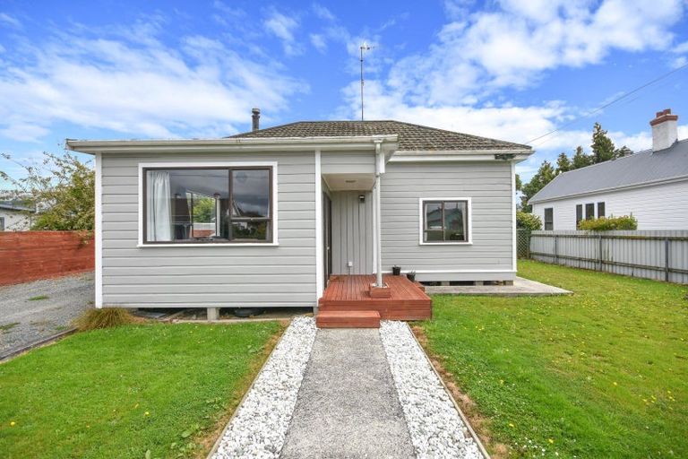 Photo of property in 30 Burns Street, Milton, 9220