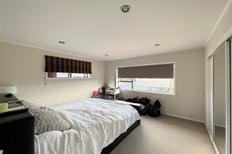 Photo of property in 10 Rene Place, Sunnyhills, Auckland, 2010