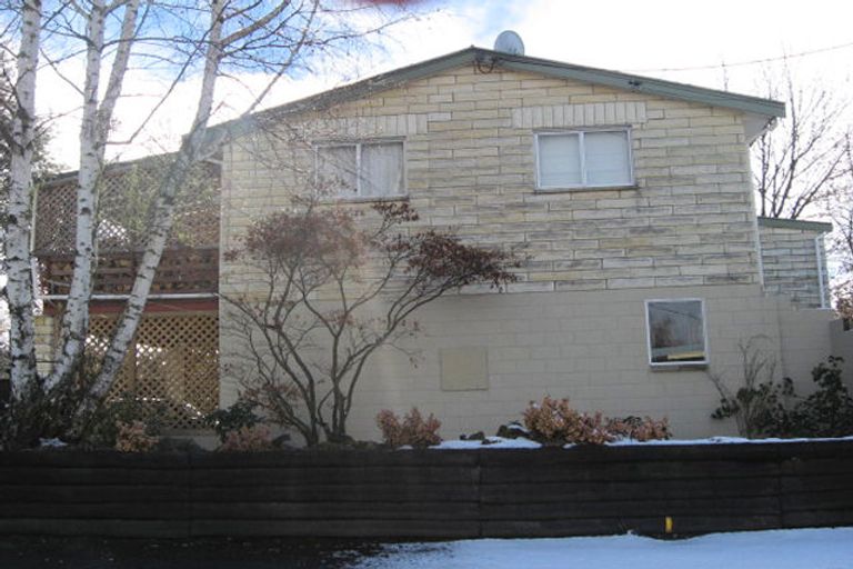 Photo of property in 30 Tekapo Drive, Twizel, 7901