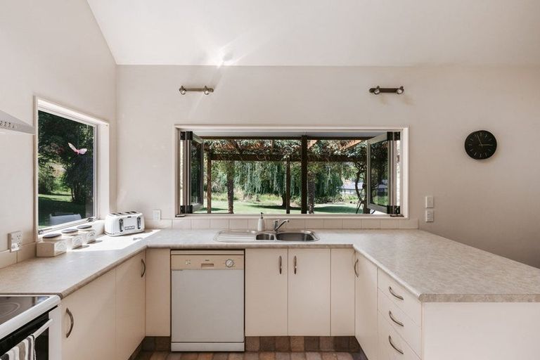 Photo of property in 1 Grasmere Way, Bethlehem, Tauranga, 3110