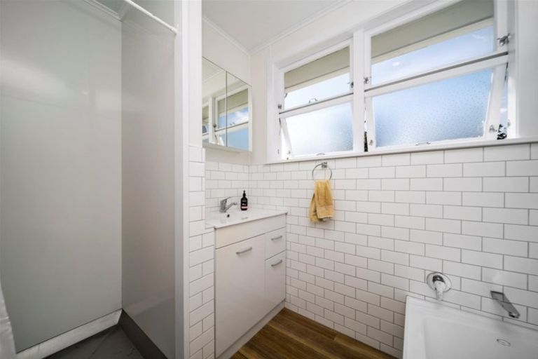 Photo of property in 114 Fairfield Road, Hawera, 4610