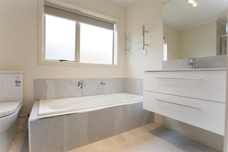 Photo of property in 21 Charlotte Crescent, Dinsdale, Hamilton, 3204