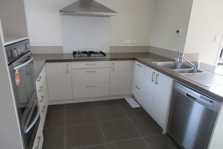 Photo of property in 26 Galbraith Greens, Silverdale, 0932