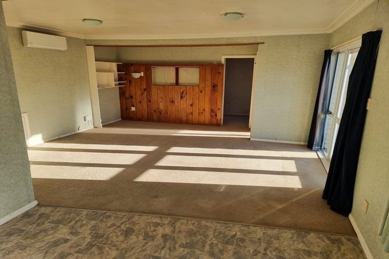 Photo of property in 28 Princess Street, Martinborough, 5711