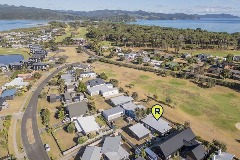 Photo of property in 127 The Fairway, Matarangi, Whitianga, 3592