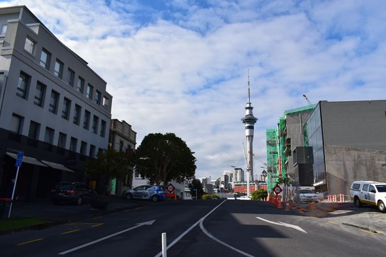 Photo of property in 33 Sale Street, Cockle Bay, Auckland, 2014