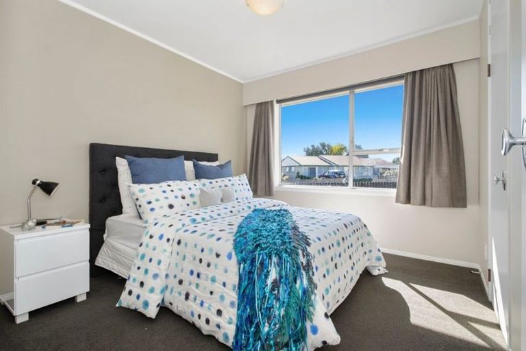 Photo of property in 34 Trentham Road, Papakura, 2110