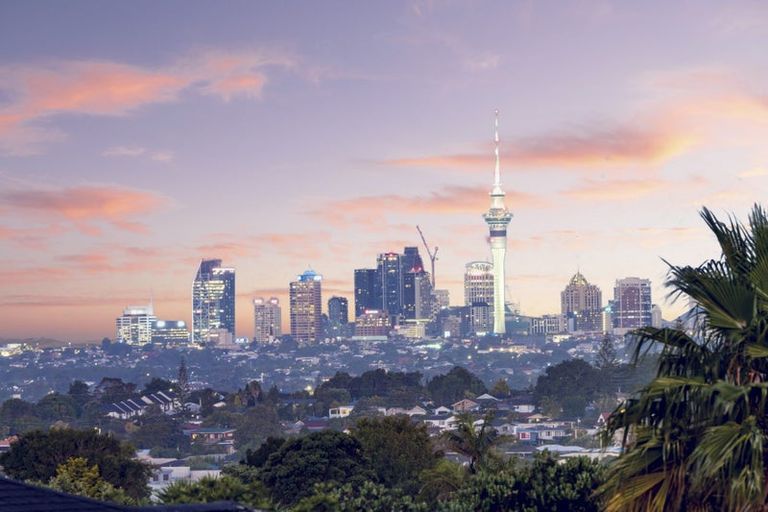 Photo of property in 12 San Casello Rise, Henderson, Auckland, 0612