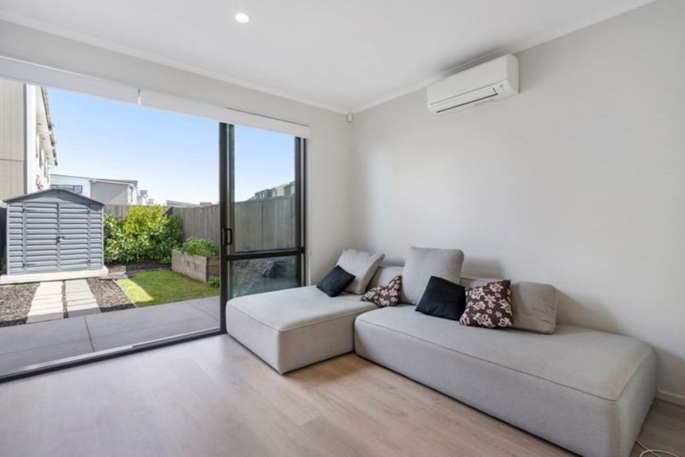 Photo of property in 7 Harakeke Road, Hobsonville, Auckland, 0616