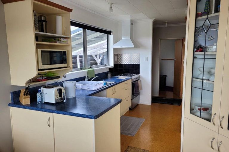 Photo of property in 16 Trelawney Crescent, Westown, New Plymouth, 4310