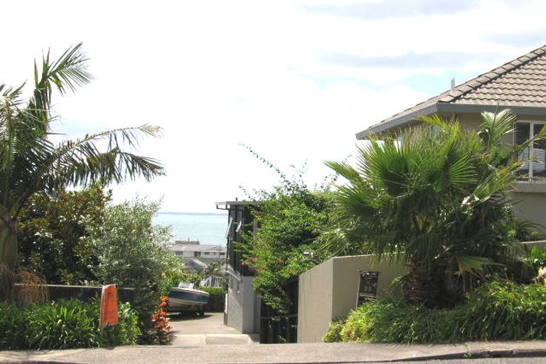 Photo of property in 3/25 Prospect Terrace, Milford, Auckland, 0620