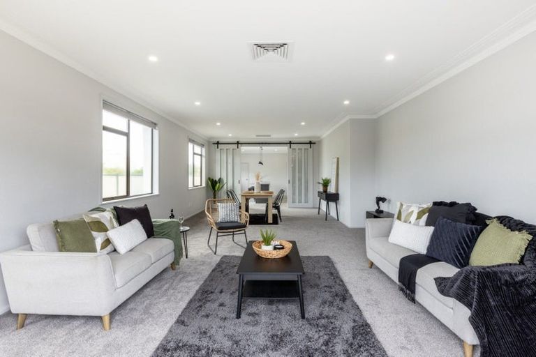 Photo of property in 14 Church Road, Taradale, Napier, 4112