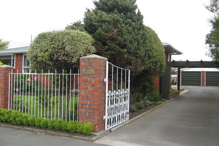 Photo of property in 15 Marlene Street, Casebrook, Christchurch, 8051