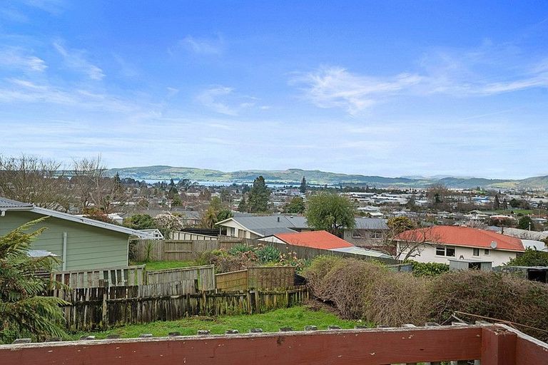 Photo of property in 82 Mallard Drive, Selwyn Heights, Rotorua, 3015