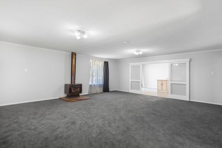 Photo of property in 37 Awamoa Road, Holmes Hill, Oamaru, 9401