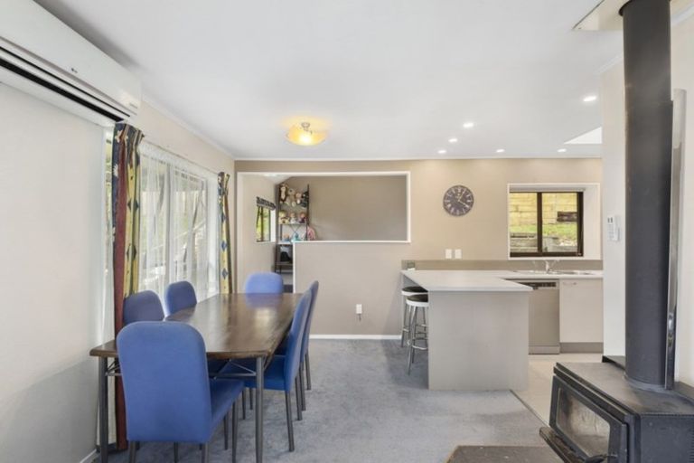 Photo of property in 35 Kairimu Street, Stokes Valley, Lower Hutt, 5019