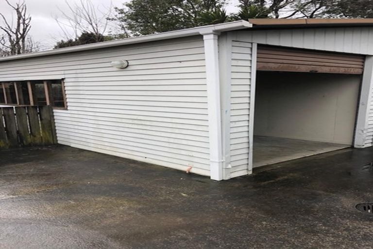 Photo of property in 116 Carnoustie Drive, Wattle Downs, Auckland, 2103