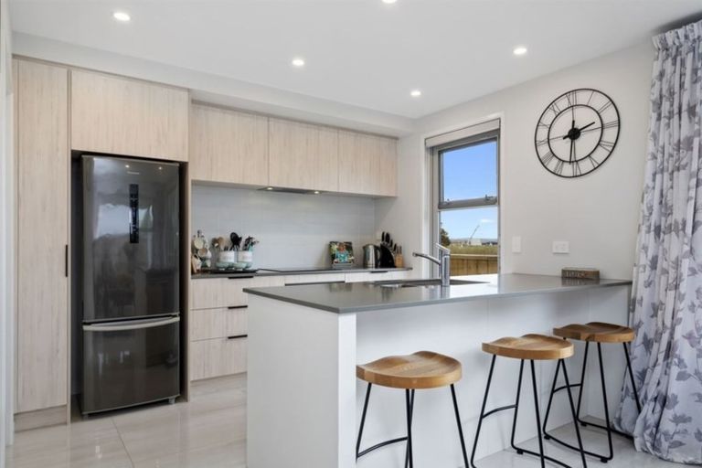 Photo of property in 26 Franks Way, Papamoa Beach, Papamoa, 3118