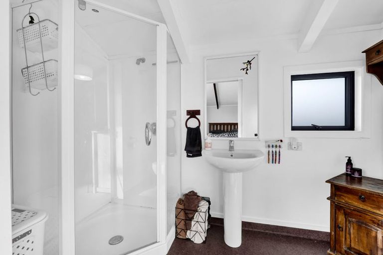 Photo of property in 16 Dixon Avenue, Hawera, 4610