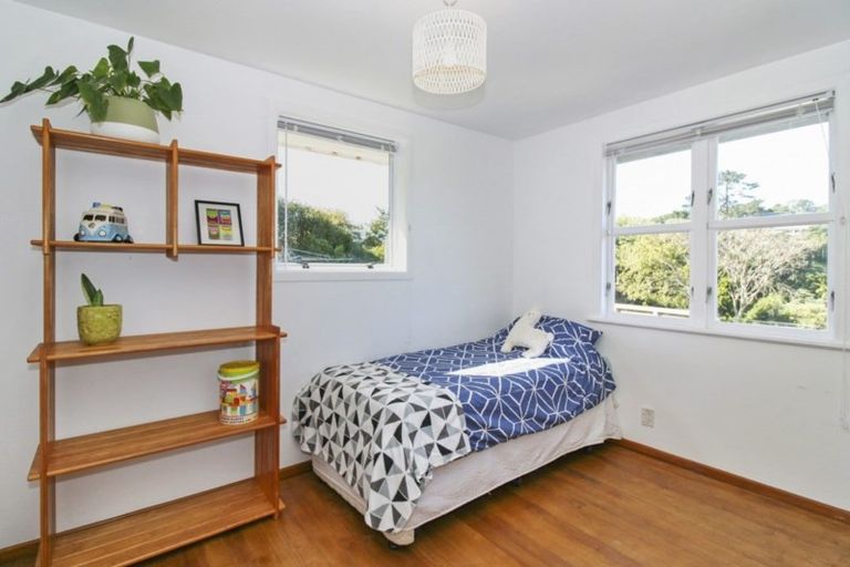 Photo of property in 11 Pembroke Street, Westown, New Plymouth, 4310