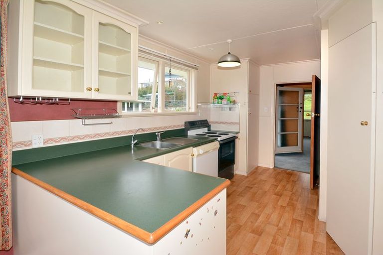 Photo of property in 8 Hanlon Street, Halfway Bush, Dunedin, 9010