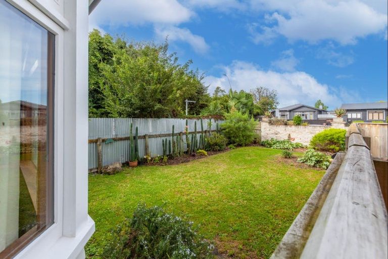 Photo of property in 611 Saint Aubyn Street West, Saint Leonards, Hastings, 4120