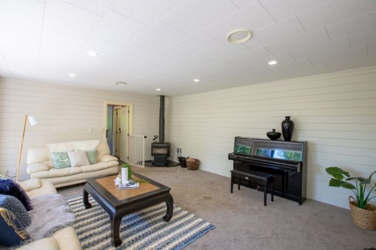 Photo of property in 32 Maui Pomare Road, Nikau Valley, Paraparaumu, 5032