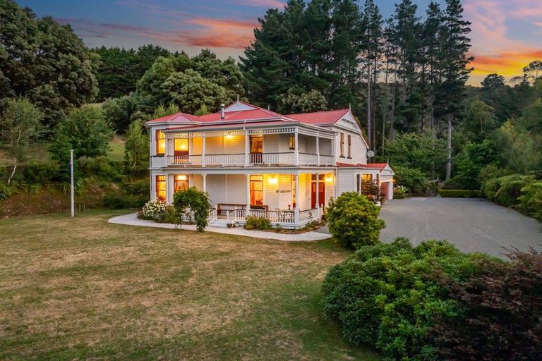 Photo of property in 215a Katherine Mansfield Drive, Whitemans Valley, Upper Hutt, 5371