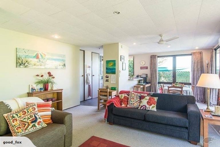 Photo of property in 10a Poplar Avenue, Raumati South, Paraparaumu, 5032