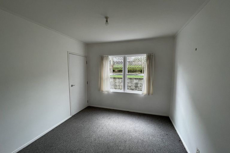 Photo of property in 89 Lynden Avenue, Hillcrest, Auckland, 0627