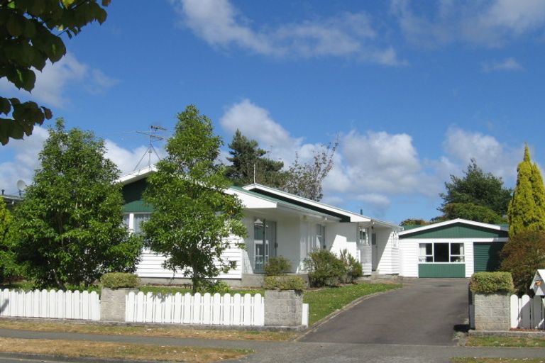 Photo of property in 5 Denver Grove, Totara Park, Upper Hutt, 5018