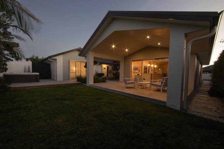 Photo of property in 7 Sarcodia Place, Papamoa Beach, Papamoa, 3118