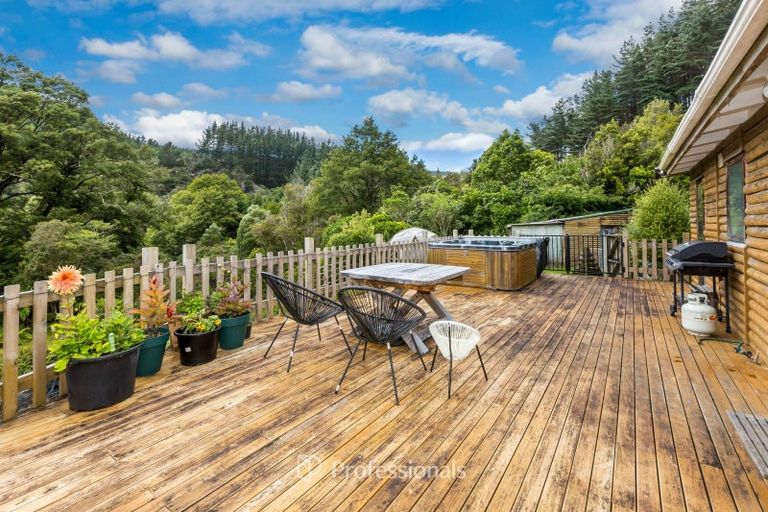 Photo of property in 2150 Akatarawa Road, Akatarawa Valley, Upper Hutt, 5372