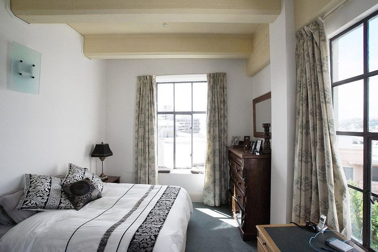 Photo of property in Dominion Apartments, 27/80 Victoria Street, Wellington Central, Wellington, 6011