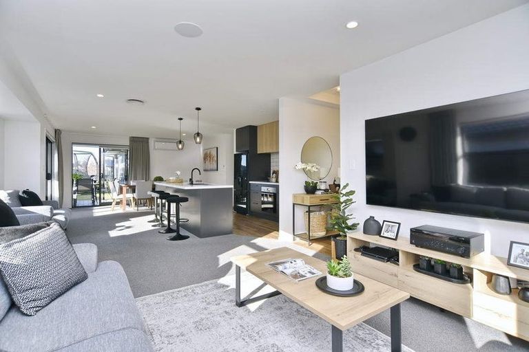 Photo of property in 4 Croydon Street, Woodend, 7610