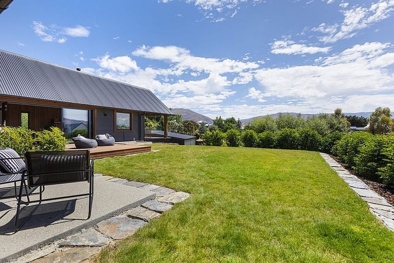 Photo of property in 17b Lawrence Street, Bannockburn, Cromwell, 9384