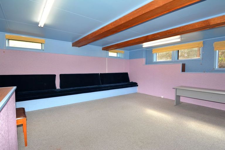 Photo of property in 8 Hanlon Street, Halfway Bush, Dunedin, 9010