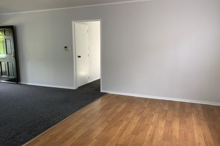 Photo of property in 2/27 Malaspina Place, Papatoetoe, Auckland, 2025