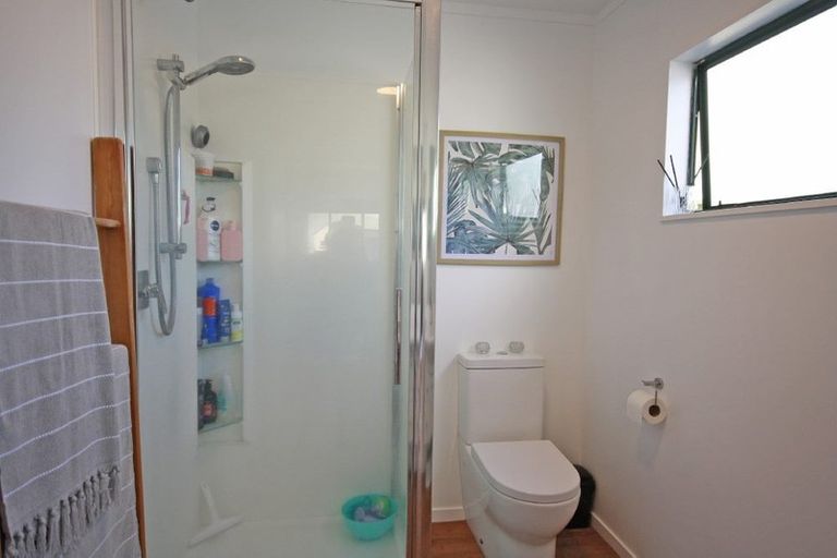 Photo of property in 105 Hampton Road, Whangamata, 3620