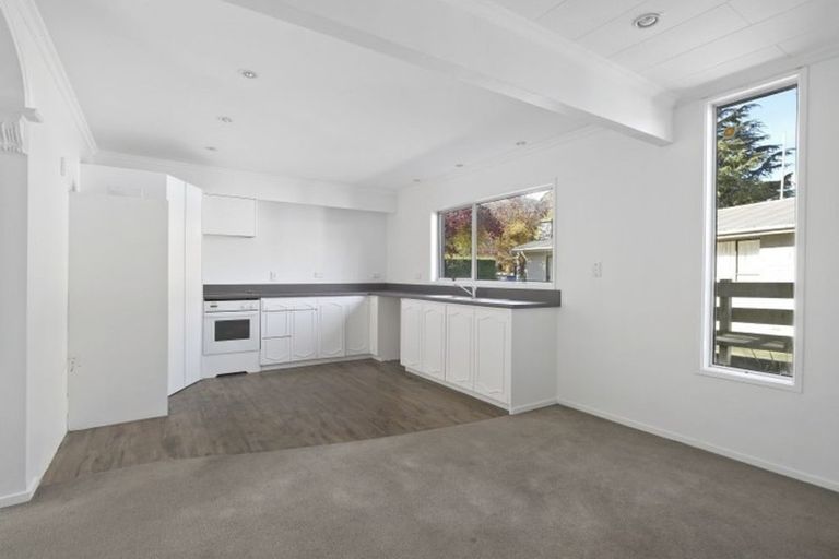 Photo of property in 2 Fox's Terrace, Arrowtown, 9302