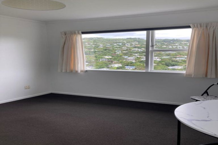 Photo of property in 47 Chartwell Drive, Crofton Downs, Wellington, 6035