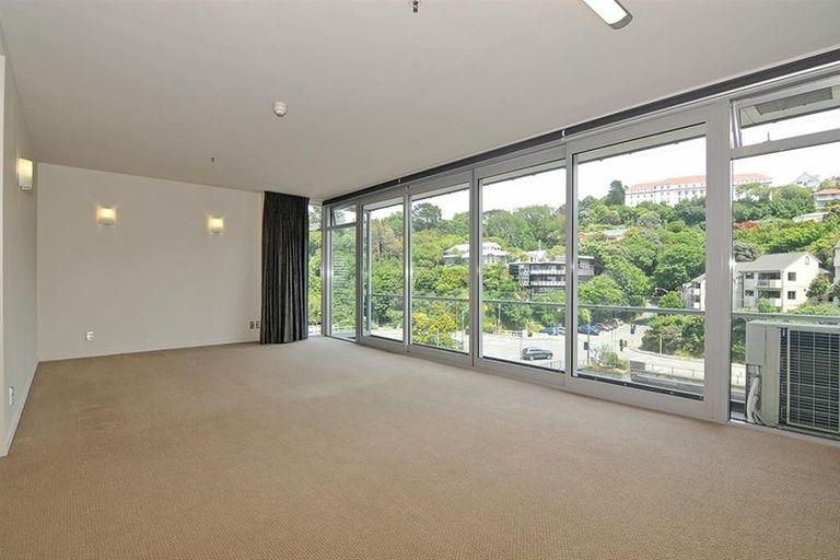 Photo of property in Montreaux Apartments, 5f/164 The Terrace, Wellington Central, Wellington, 6011