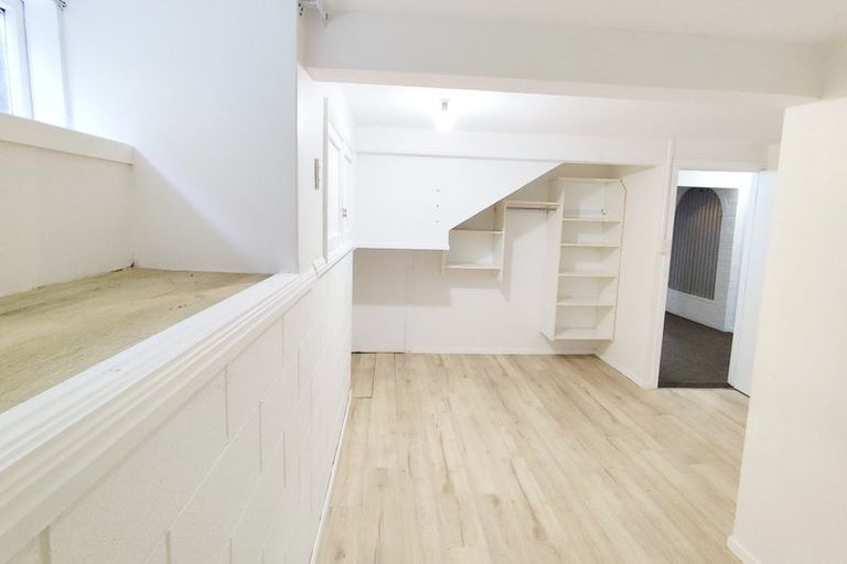 Photo of property in 8 Pasteur Place, New Windsor, Auckland, 0600