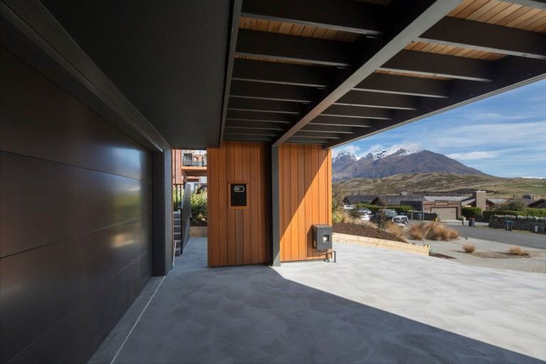 Photo of property in 29b Rannoch Drive, Jacks Point, Queenstown, 9371