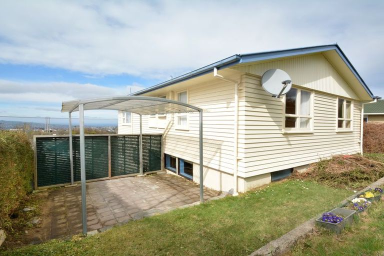 Photo of property in 8 Hanlon Street, Halfway Bush, Dunedin, 9010