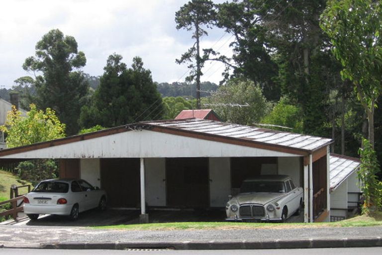 Photo of property in 3/168 Beach Haven Road, Beach Haven, Auckland, 0626