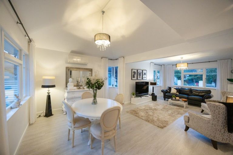 Photo of property in 12 Manuka Street, Hokowhitu, Palmerston North, 4410