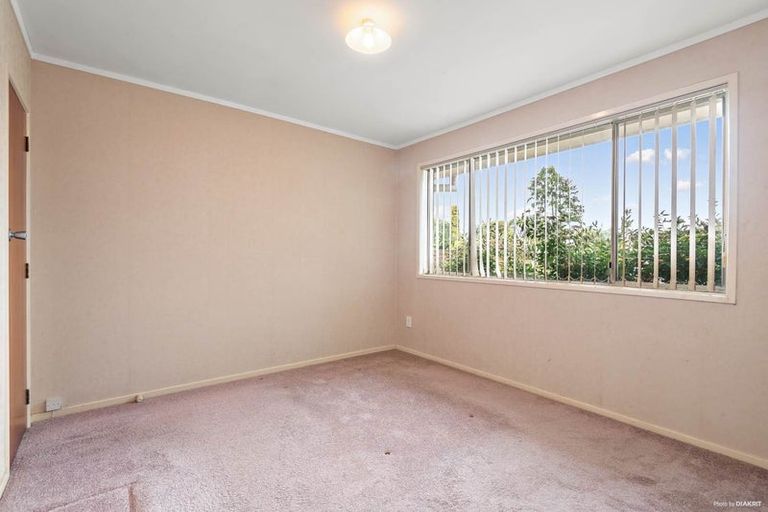 Photo of property in 2/17a Rose Road, Papatoetoe, Auckland, 2025