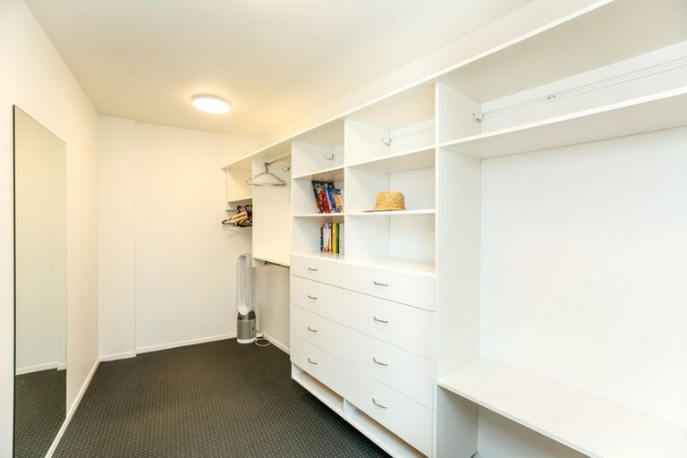 Photo of property in 147a Molesworth Street, New Plymouth, 4312